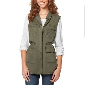Sleeveless Utility Vest